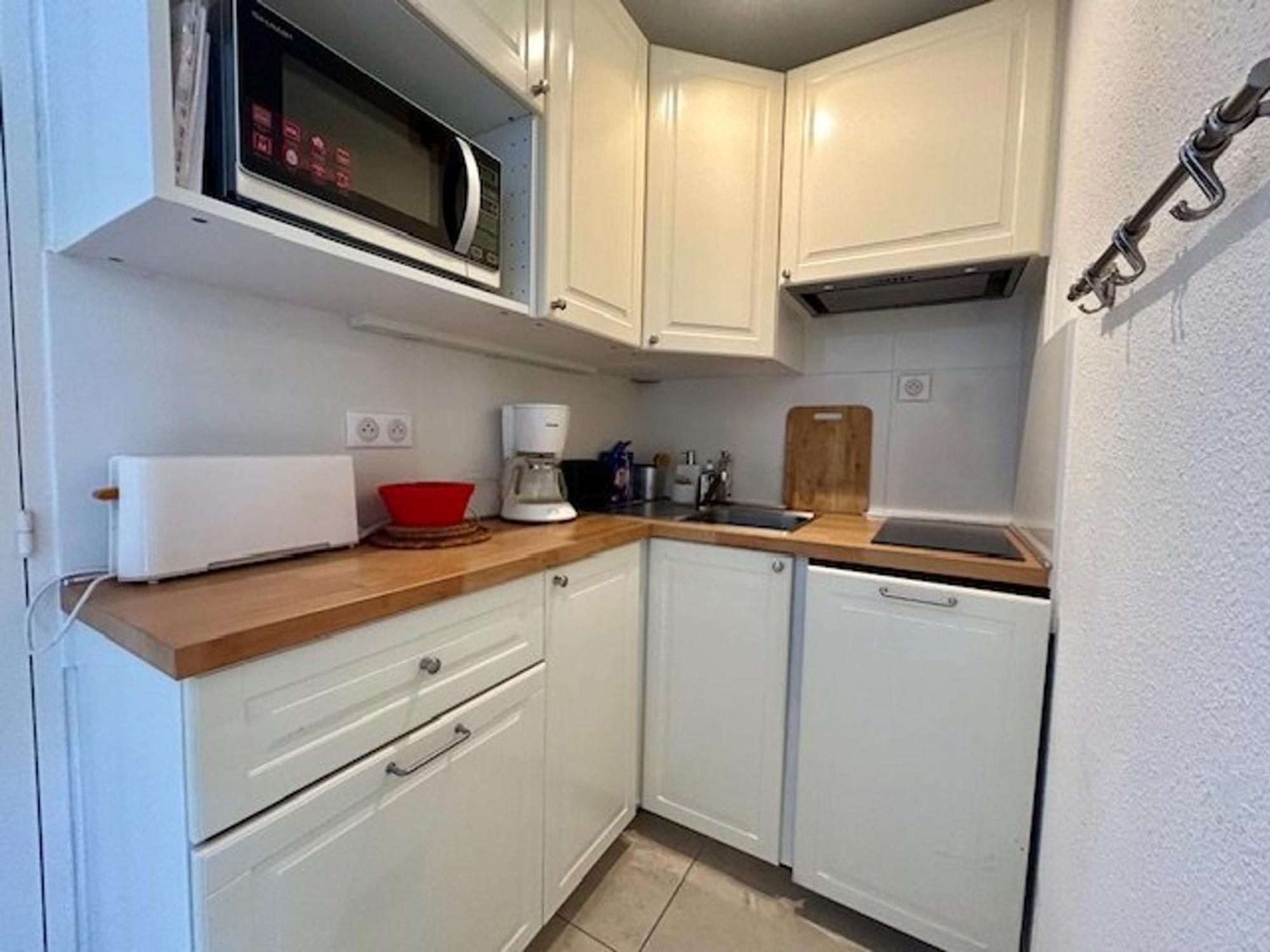 Appartement T2 A Royan, 4 Pers., Proche Plage Et Commerces, Parking, Balcon, Confortable Et Equipe - Fr-1-494-60 Εξωτερικό φωτογραφία